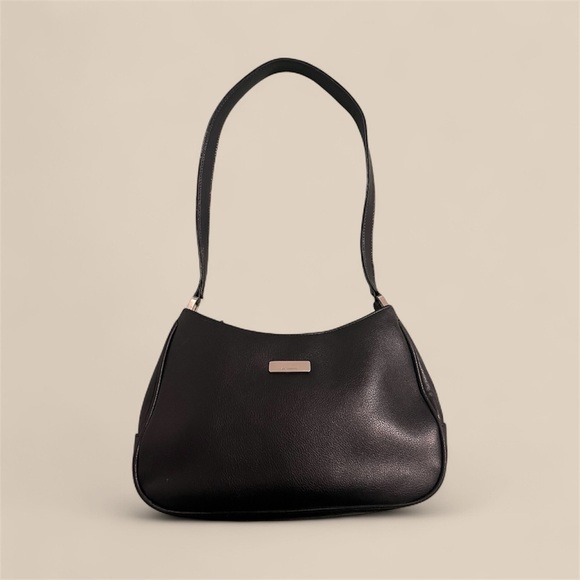 Liz Claiborne Handbags - Vintage Liz Claiborne Elegant Black Shoulder Bag
